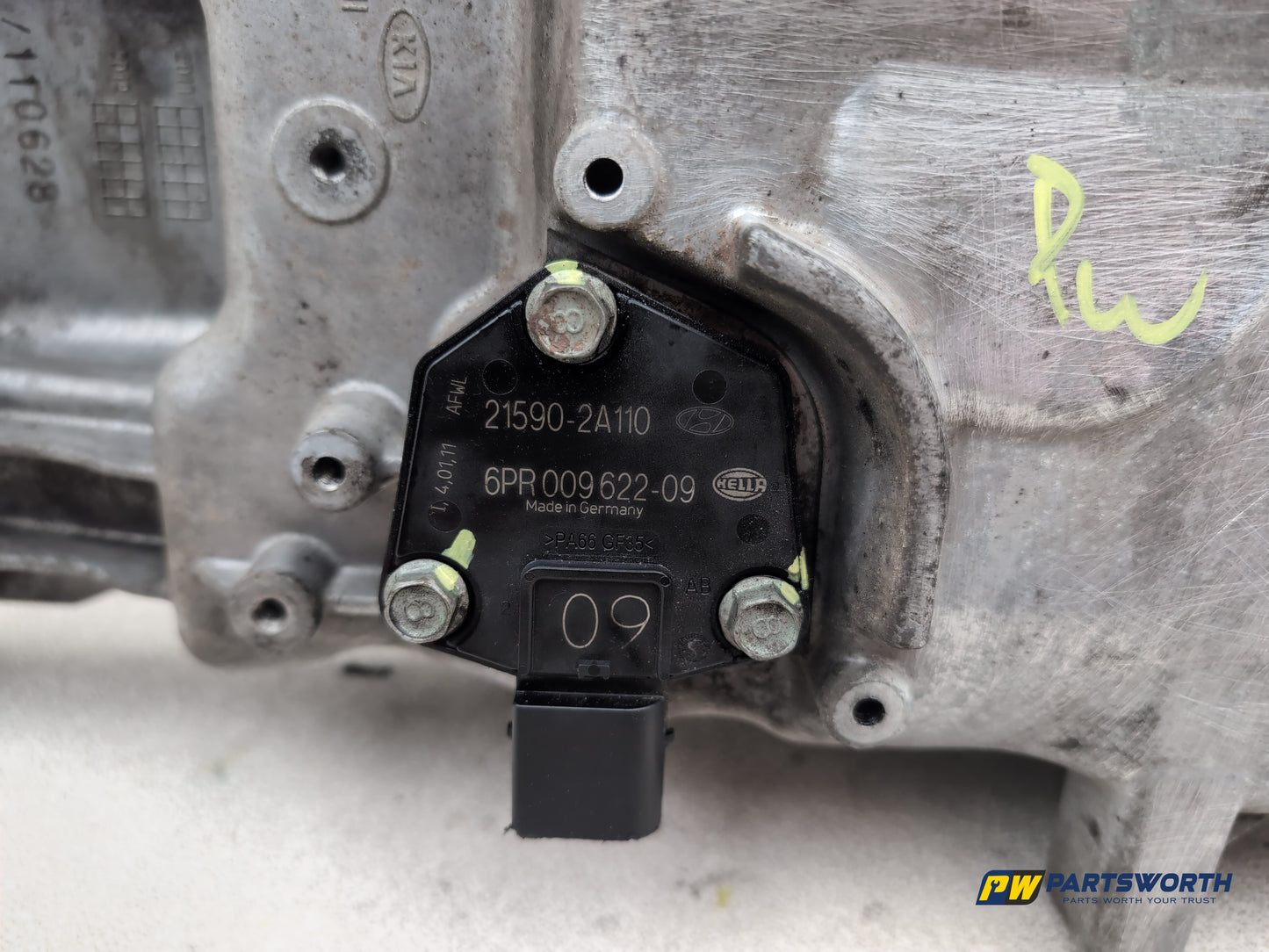 Kia Sportage 3 Sat Nav Crdi Engine Oil Sump Witch Sensor 2010-2015 - photo 4