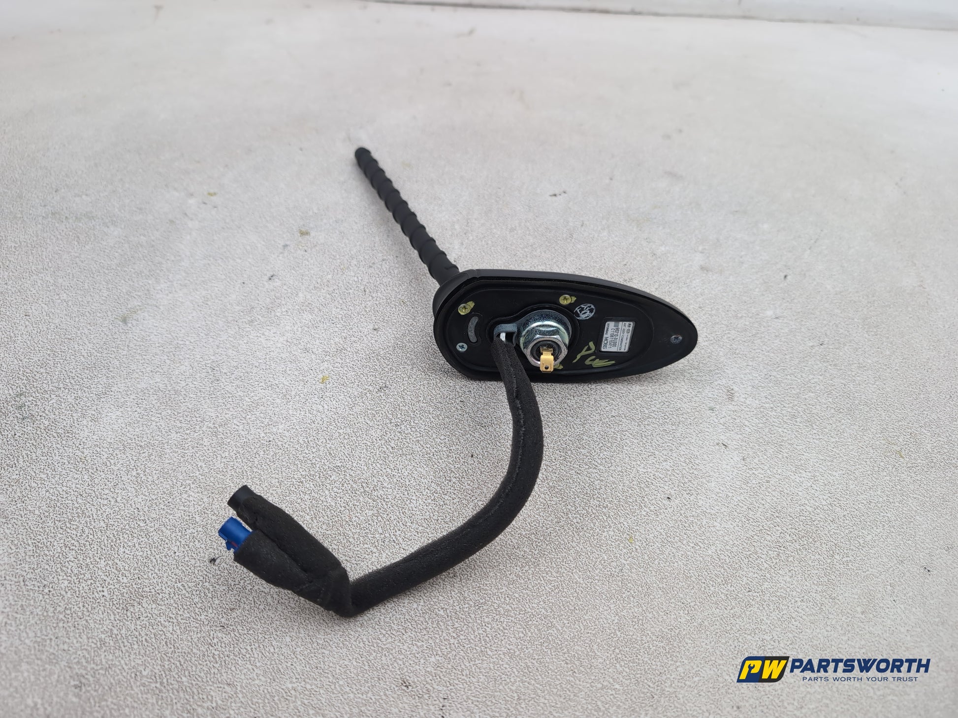 Kia Sportage 3 Sat Nav Crdi Antenna Aerial 962103u300 2010-2015 - photo 4