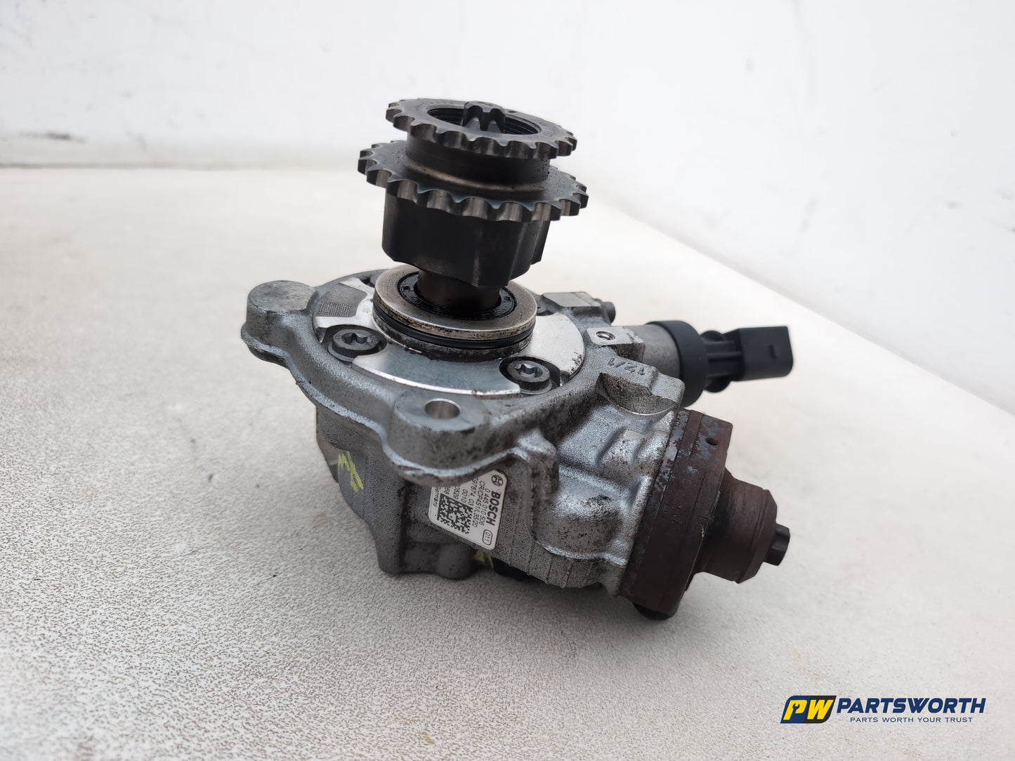 Bmw E87 Lci E90 120d 320d Fuel Pump Injector Rail Pipes And Clamps Set 7797874 - photo 4
