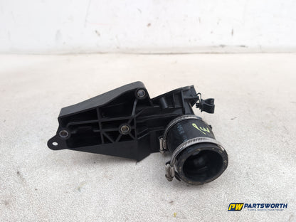 Ford Focus Zetec Turbo Air Intake Pipe 1060231s01 2011-2018 - photo 4