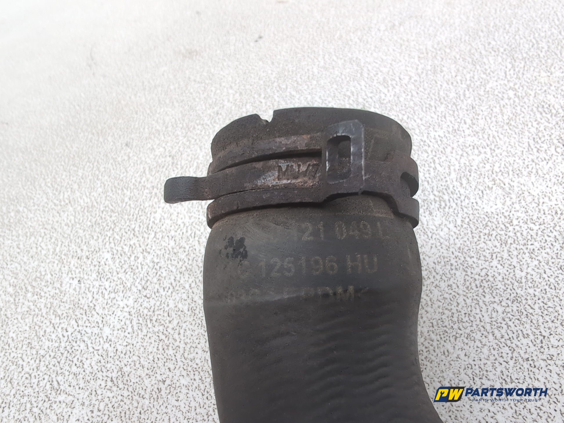 Audi A6 Se Tdi Quattro Auto Coolant Hose Pipe 4g0121049l 2011-2014 - photo 4