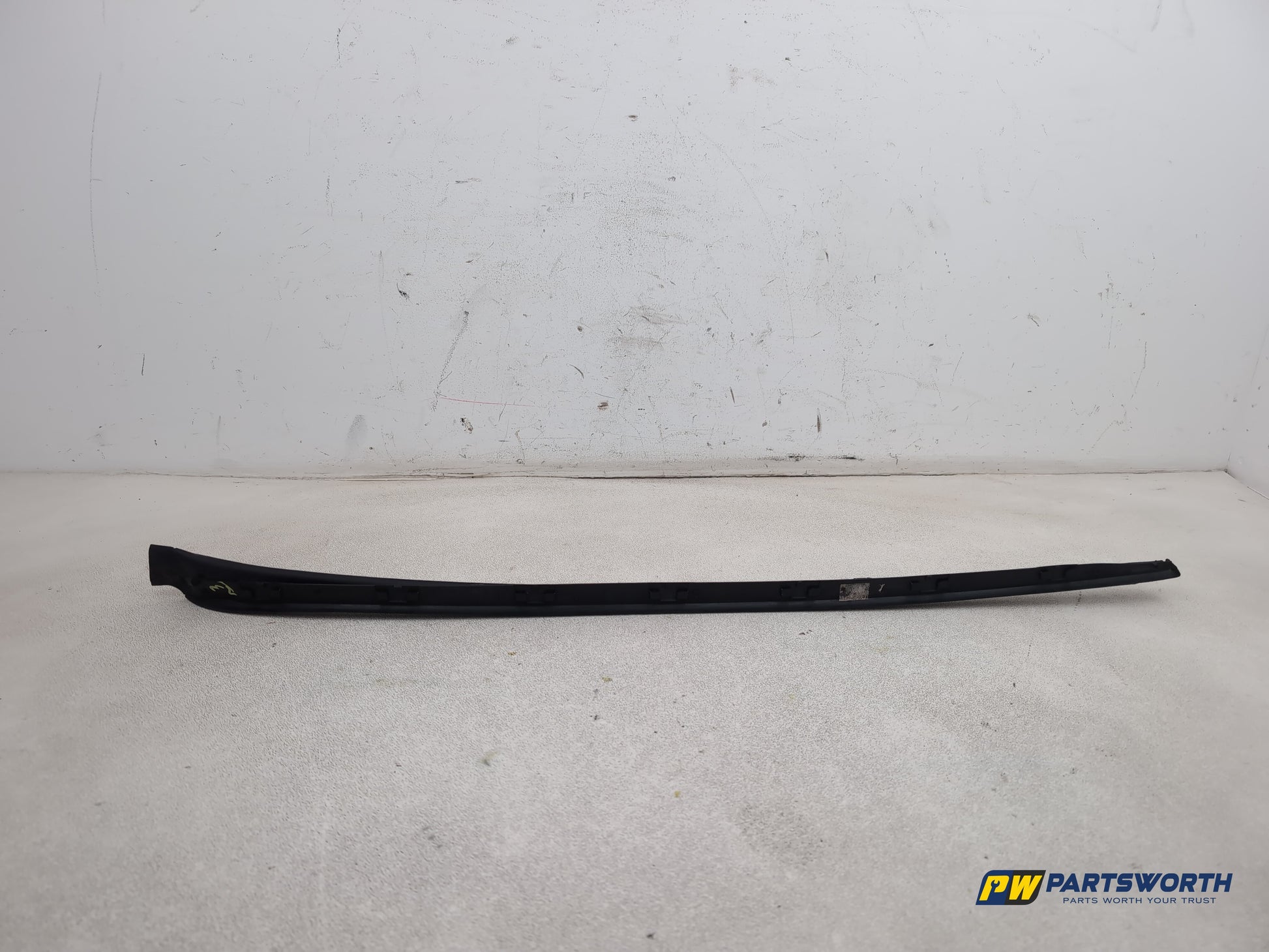 Seat Ibiza Sportrider Right Driver Side Windscreen Moulding Trim 6j0854320 - photo 4
