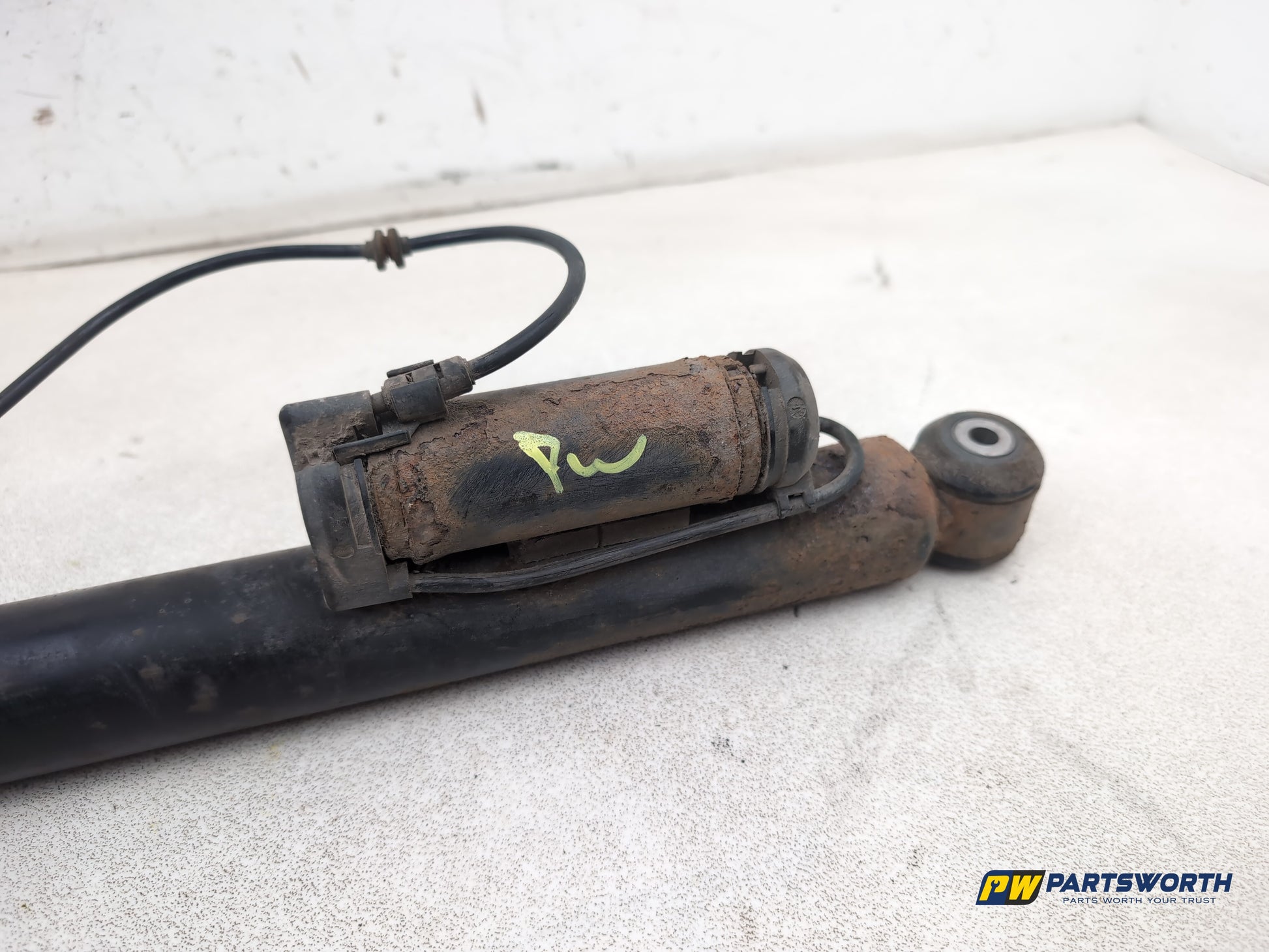 Mercedes Cls 320 Cdi Auto Shock Absorber Rear Rh Driver Side 2004-2008 - photo 4