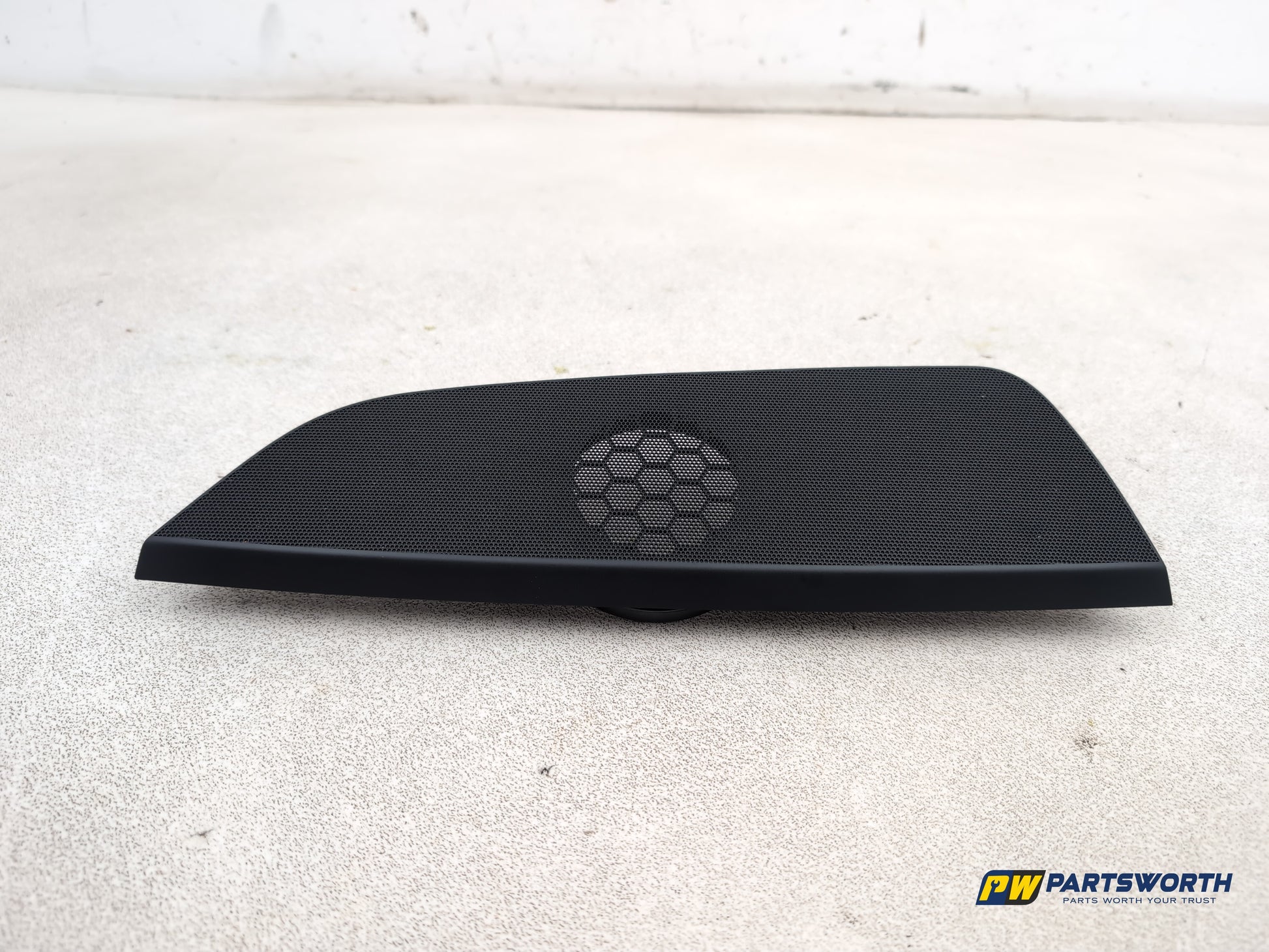 Audi A1 Contrast Edition Tdi Dashboard Speaker Cover 8x2857318 2010-2012 - photo 4