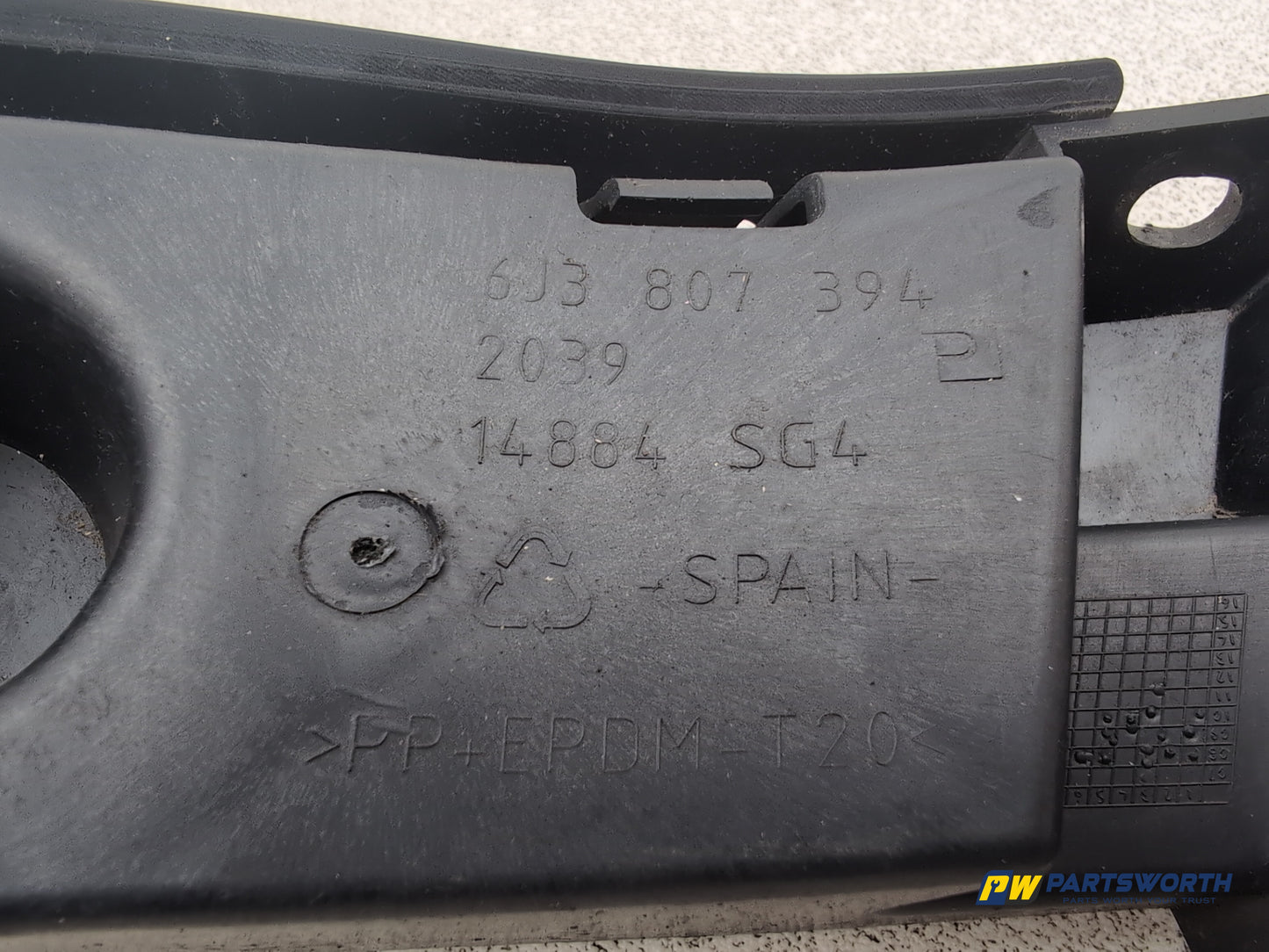 Seat Ibiza Sportrider Rear Right Side Bumper Guide Bracket 6j3807394 2008-2012 - photo 10