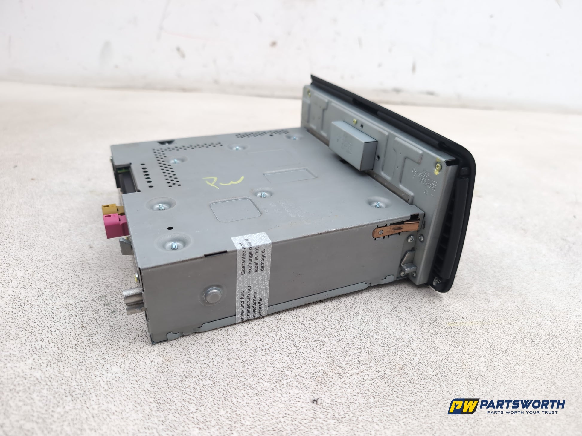 Audi A1 Contrast Edition Tdi Stereo Radio Cd Player Head Unit 8x0035183d - photo 10