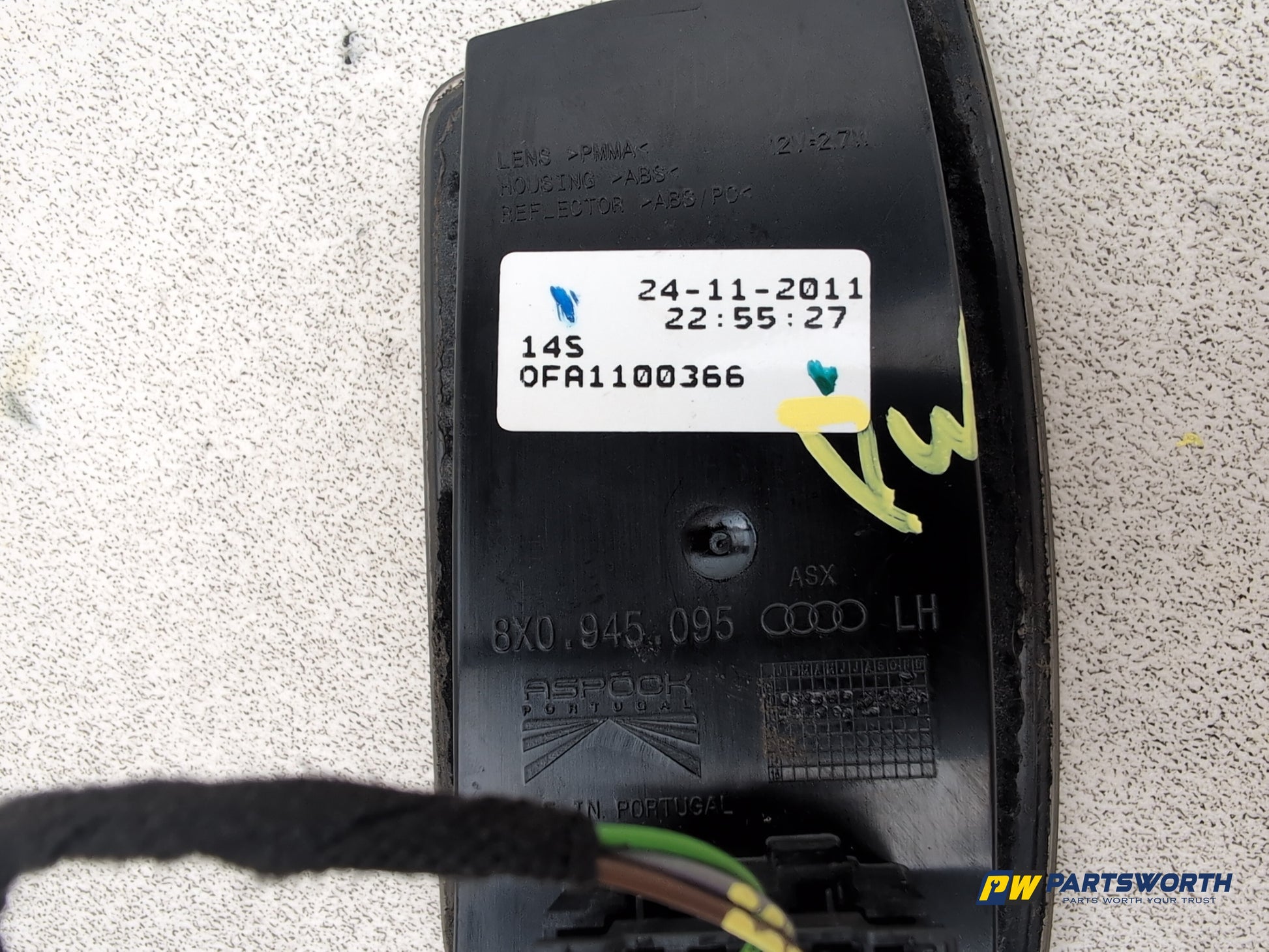 Audi A1 Contrast Edition Tdi Courtesy Light Rear Trunk Left 8x0945095 2010-2012 - photo 4