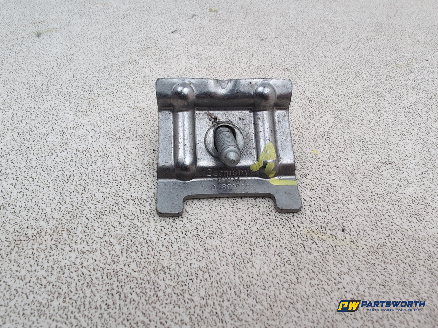 Audi A1 Contrast Edition Tdi Battery Holding Clamp 1j0803219 2008-2012 - photo 4