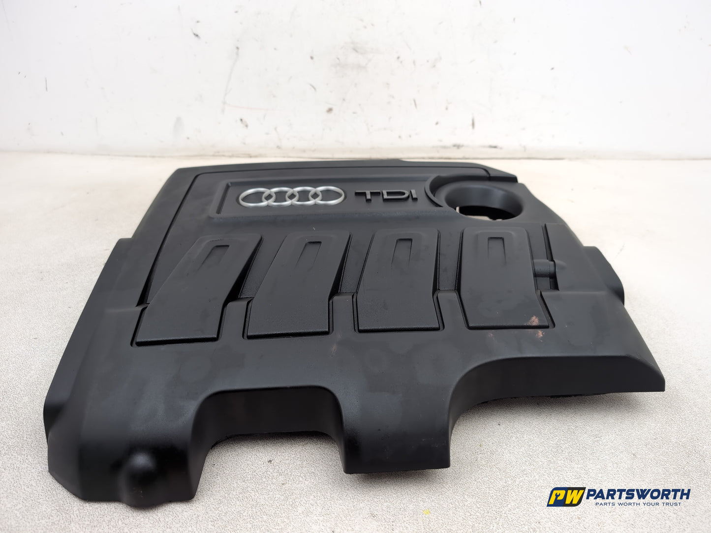 Audi A1 Contrast Edition Tdi Engine Cover 1.6l Diesel - photo 10