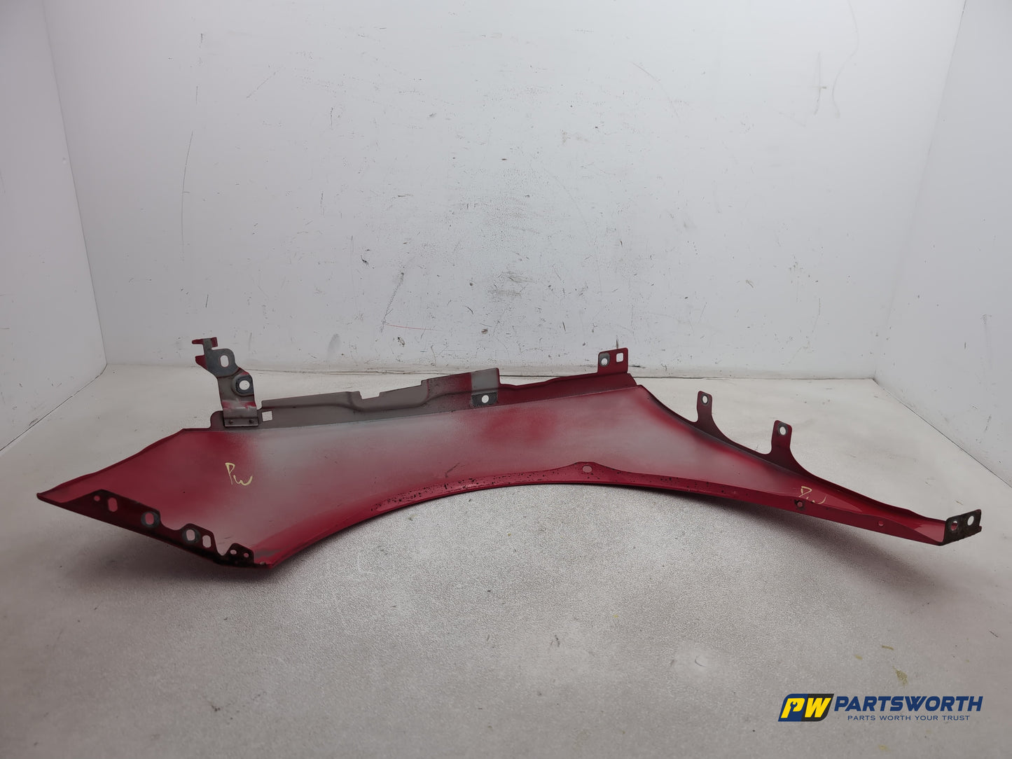 Wing Front RH 8