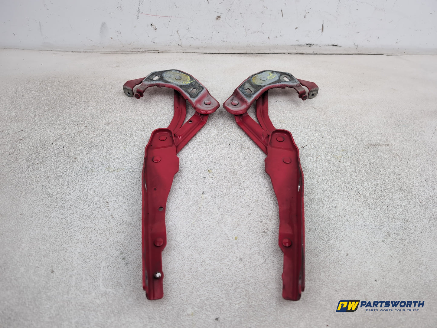 Audi A1 Contrast Edition Tdi Bonnet Hinges Pair 8x0823301 2008-2012 - photo 4
