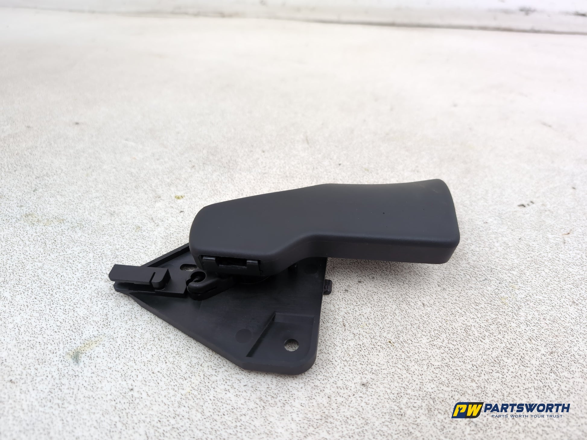 Audi A1 Contrast Edition Tdi Bonnet Release Handle 7l0823633 2010-2014 - photo 4