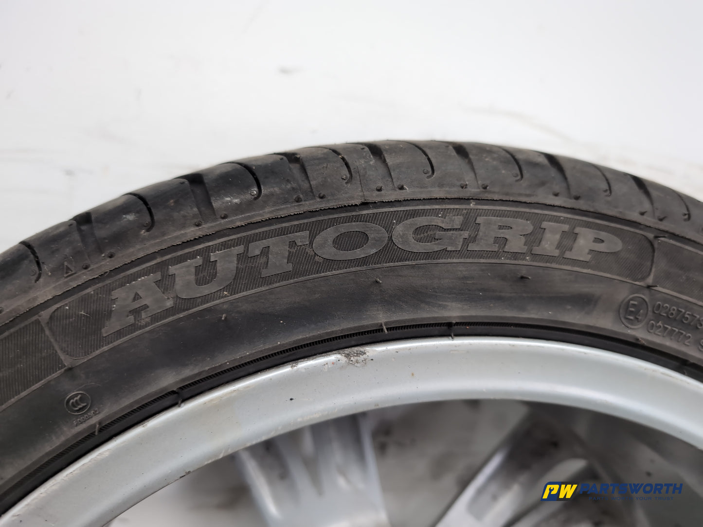 Seat Ibiza Sportrider Alloy Wheel With Tyre 215/45 R17 6j0601025c - photo 10