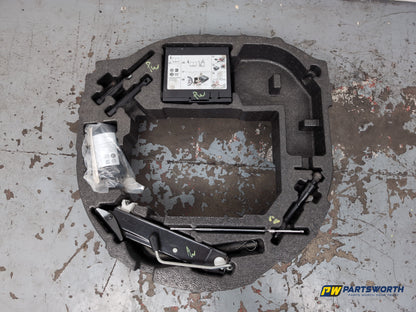 Audi A1 Contrast Edition Tdi Spare Wheel Foam Carrier 2008-2012 - photo 4