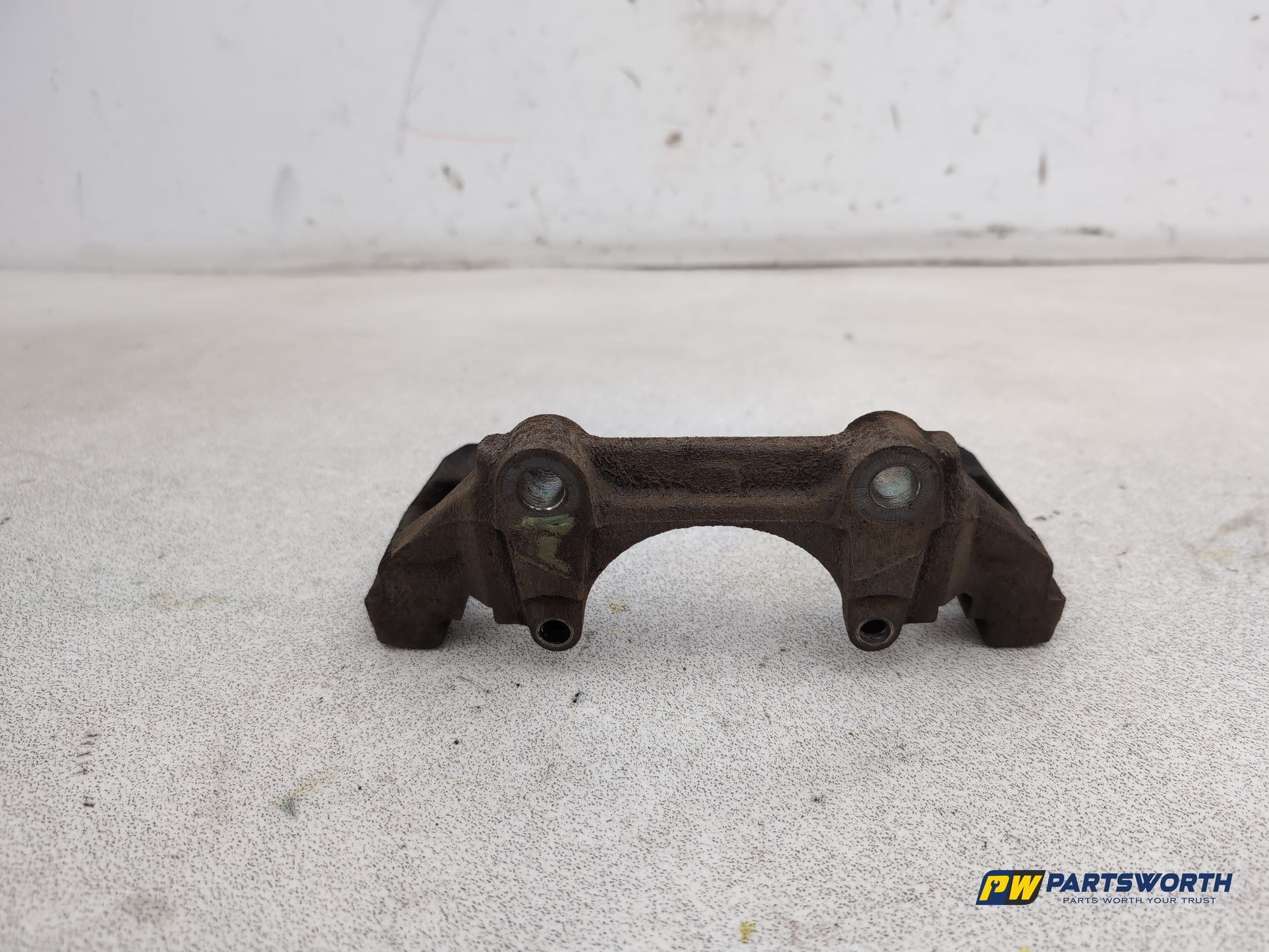 Audi A1 Contrast Edition Brake Caliper Front Support Passenger Side 2008-2012 - photo 10