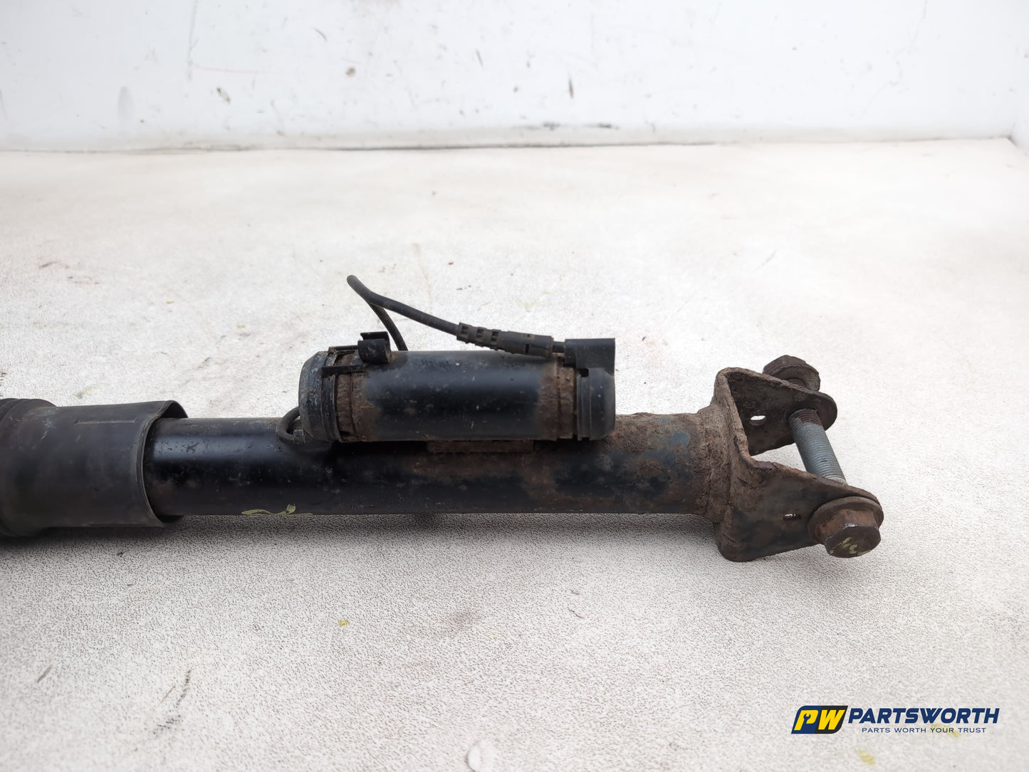 Mercedes-Benz Ml350 Spt Blueef-Cy Shock Absorber Rear Rh Driver Side 2009-2011 - photo 4