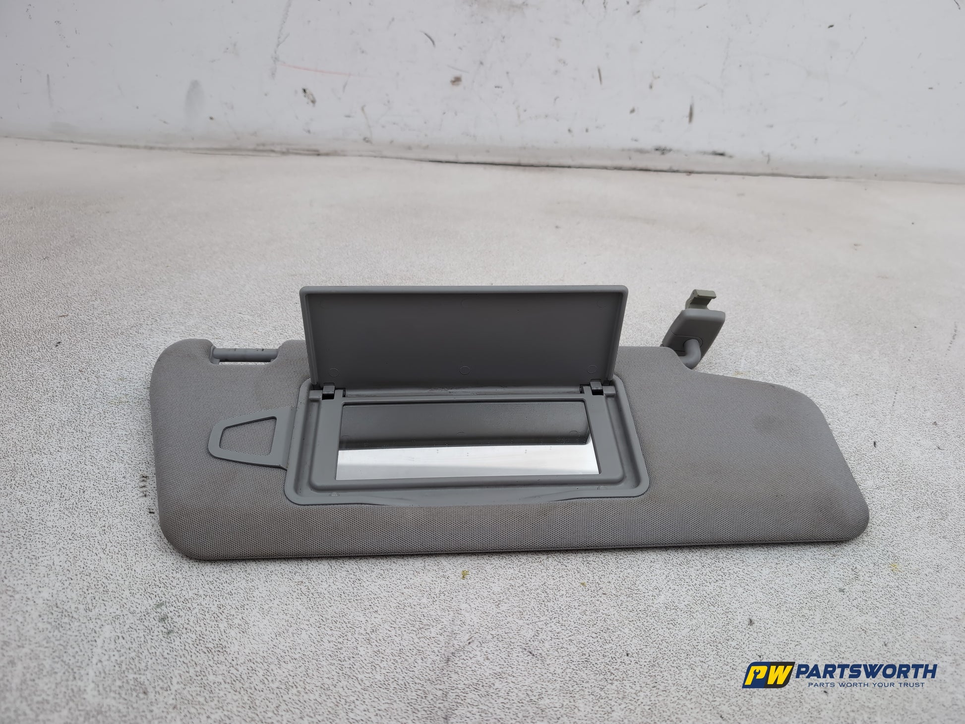 Mercedes-Benz E220 E-Class W212 Saloon Sun Visor Rh Driver Side 2009-2016 - photo 4