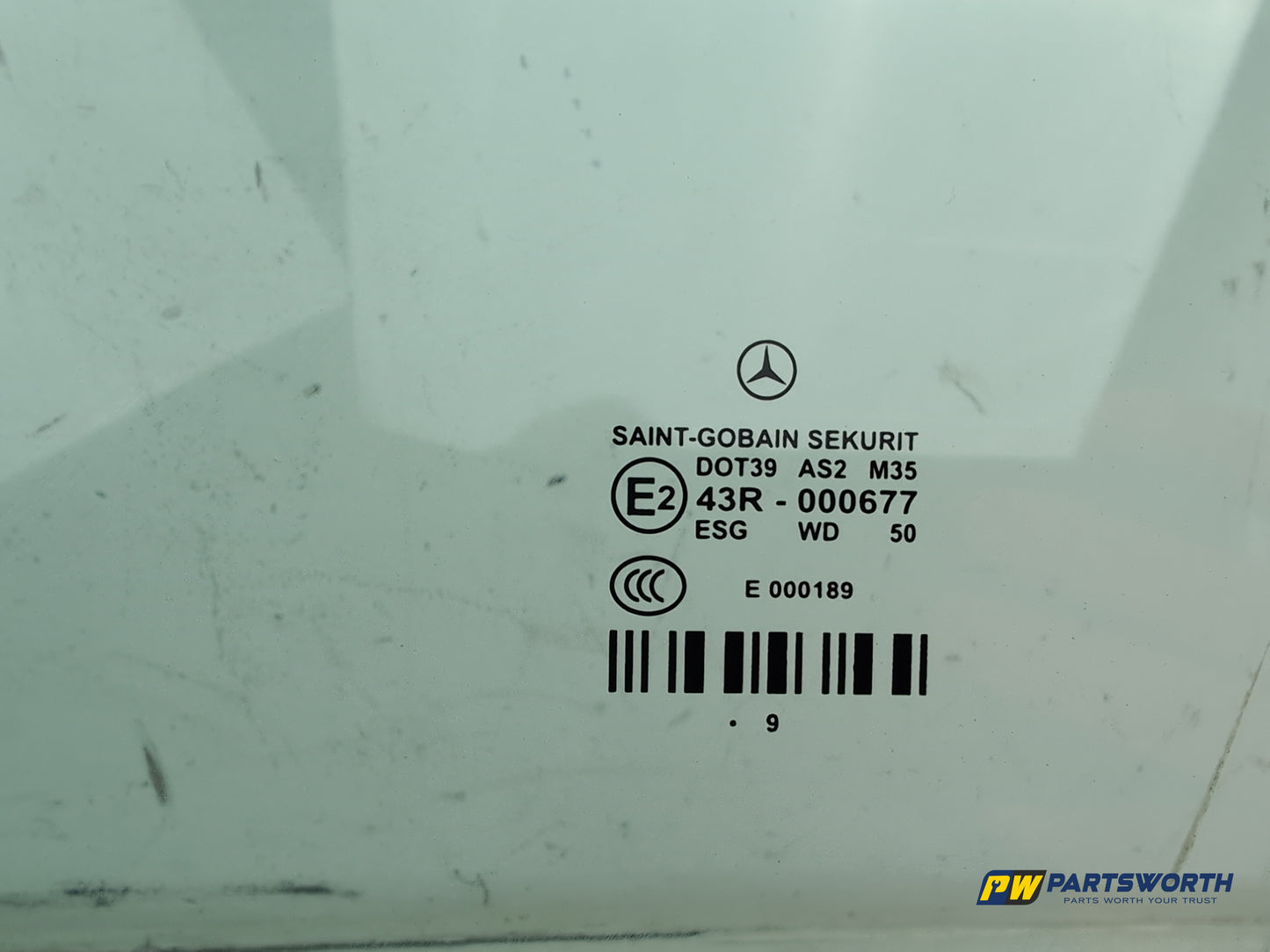 Mercedes-Benz E220 E-Class W212 Saloon Door Glass Front Lh Passenger Side - photo 4