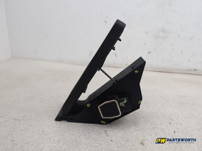 Mercedes-Benz E220 E-Class W212 Throttle Pedal Accelerator Unit A2043000004 - photo 4