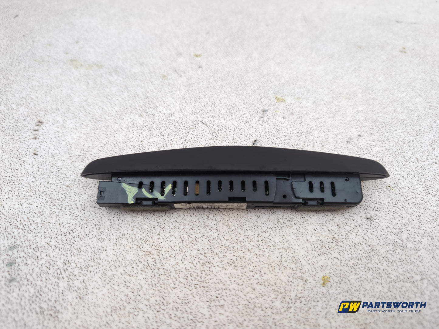 Mercedes-Benz E220 E-Class W212 Saloon Rear Parking Sensor Display A0015424523 - photo 4