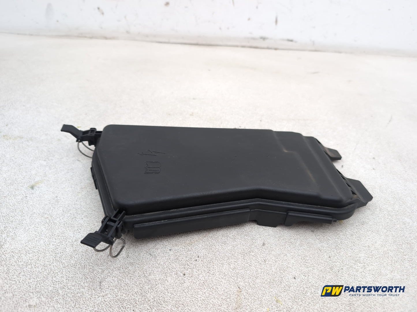 Mercedes-Benz E220 E-Class W212 Saloon Fuse Box Cover A2125400382 2009-2016 - photo 10