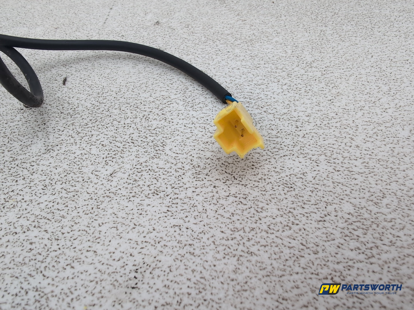 Mercedes-Benz E220 E-Class W212 Seat Belt Buckle Front Left/Right A2128601369 - photo 4