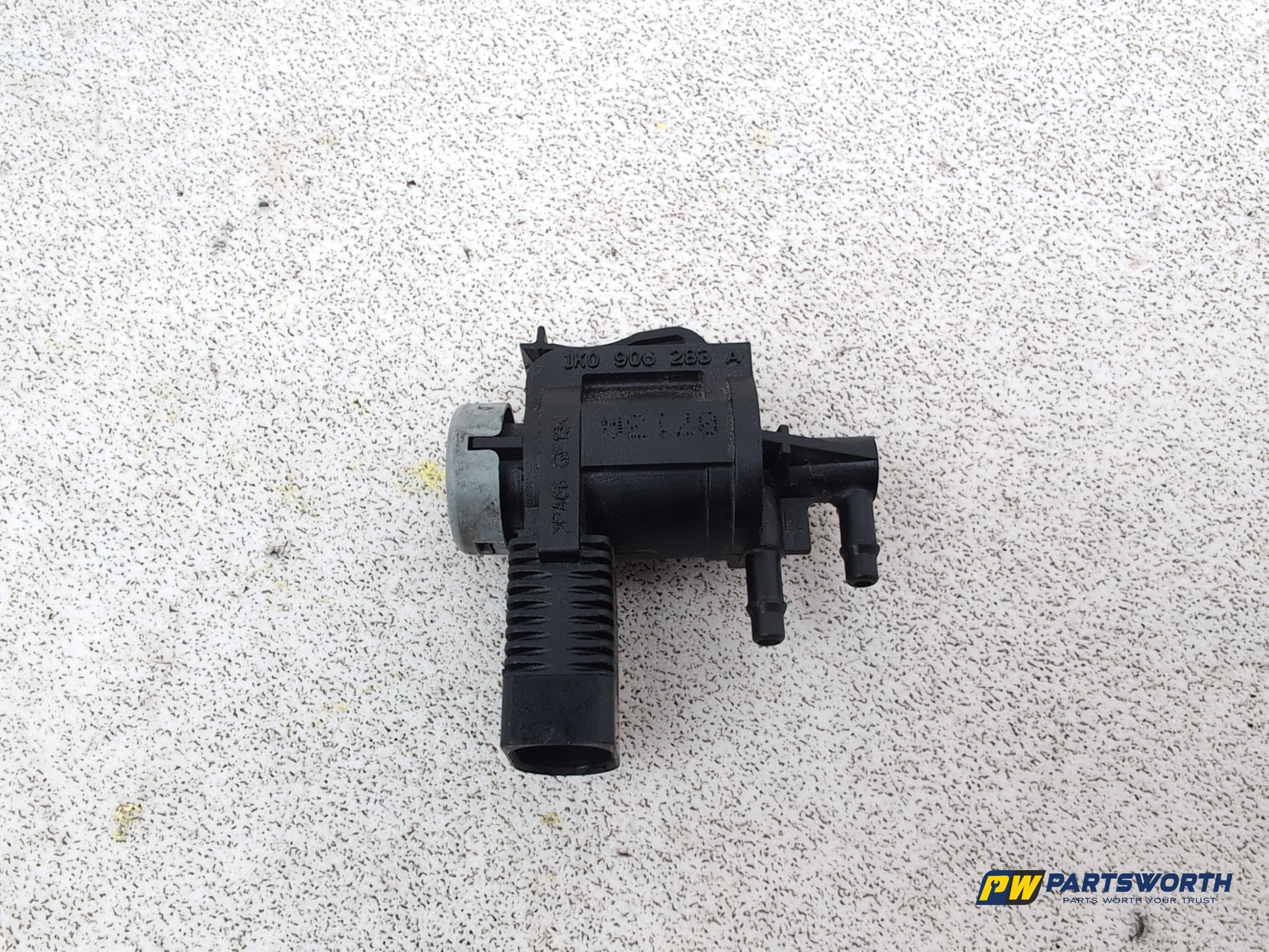 Audi A1 Contrast Edition 1.6l Diesel Turbo Solenoid Valve 1k0906283a 2008-2012 - photo 4