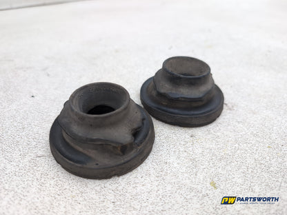 Audi A1 Contrast Edition Tdi Rear Spring Support Rubber Mount Pair 1j0512149b - photo 4