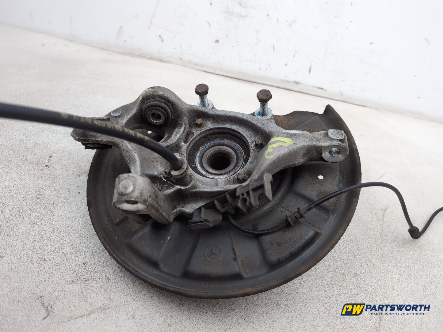 Mercedes-Benz E220 E-Class W212 Wheel Hub Rear Lh Passenger Side 2009-2016 - photo 4