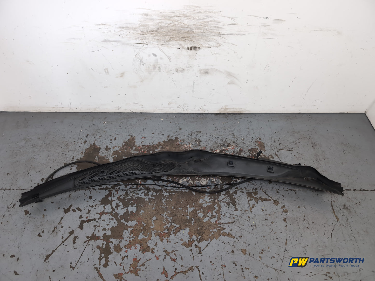 Mercedes-Benz E220 E-Class W212 Saloon Front Scuttle Panel A2128300113 2009-2016 - photo 4