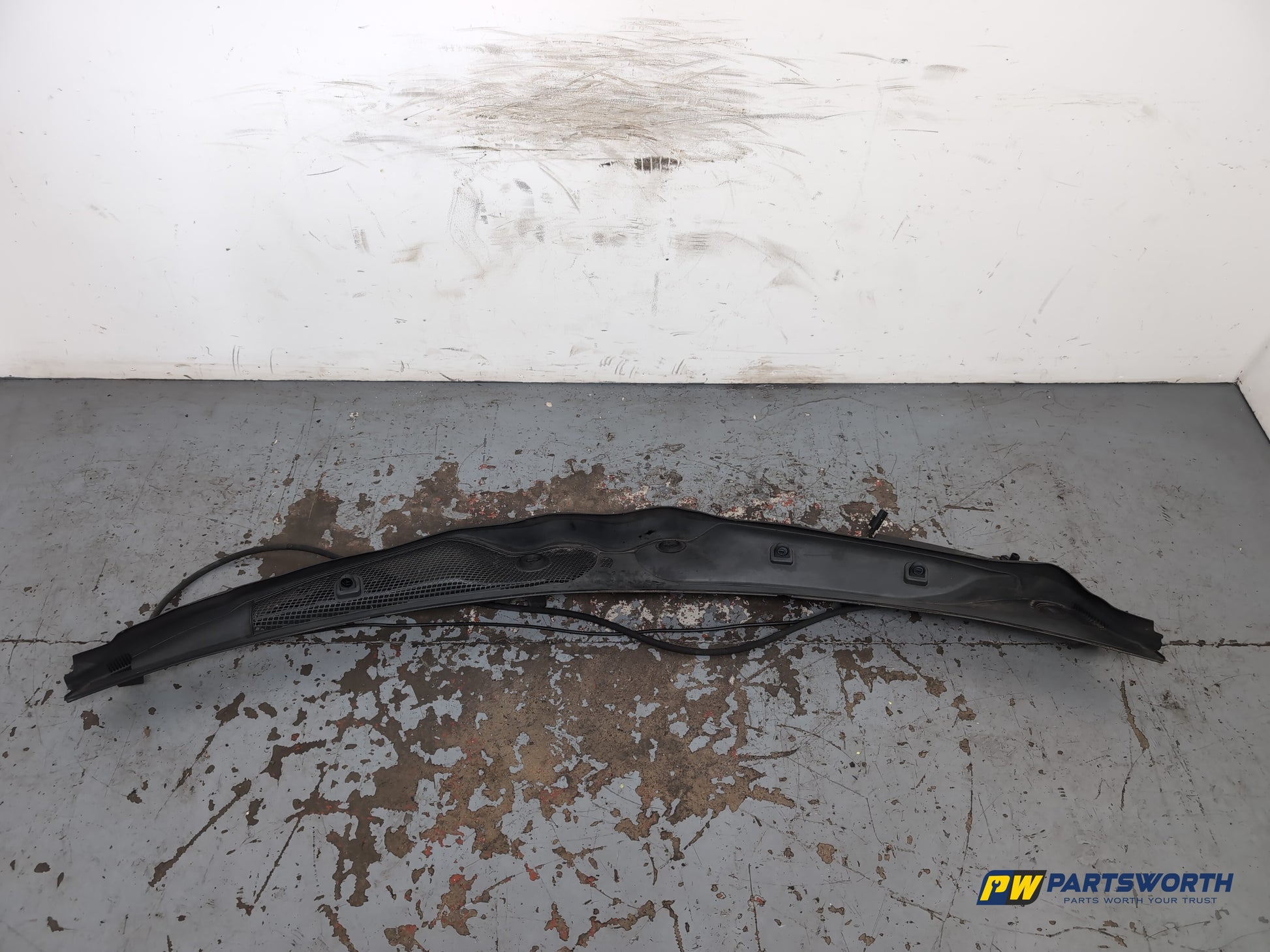 Mercedes-Benz E220 E-Class W212 Saloon Front Scuttle Panel A2128300113 2009-2016 - photo 4