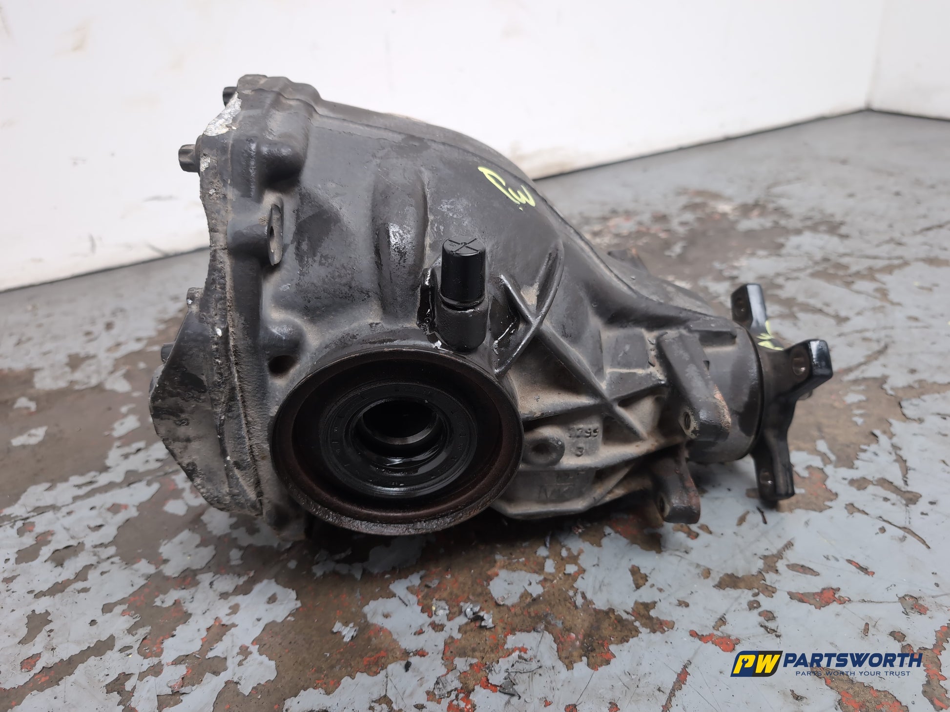 Mercedes C219 Cls 320 Auto 3.0l Diesel Differential Rear A2303510805 2004-2008 - photo 4