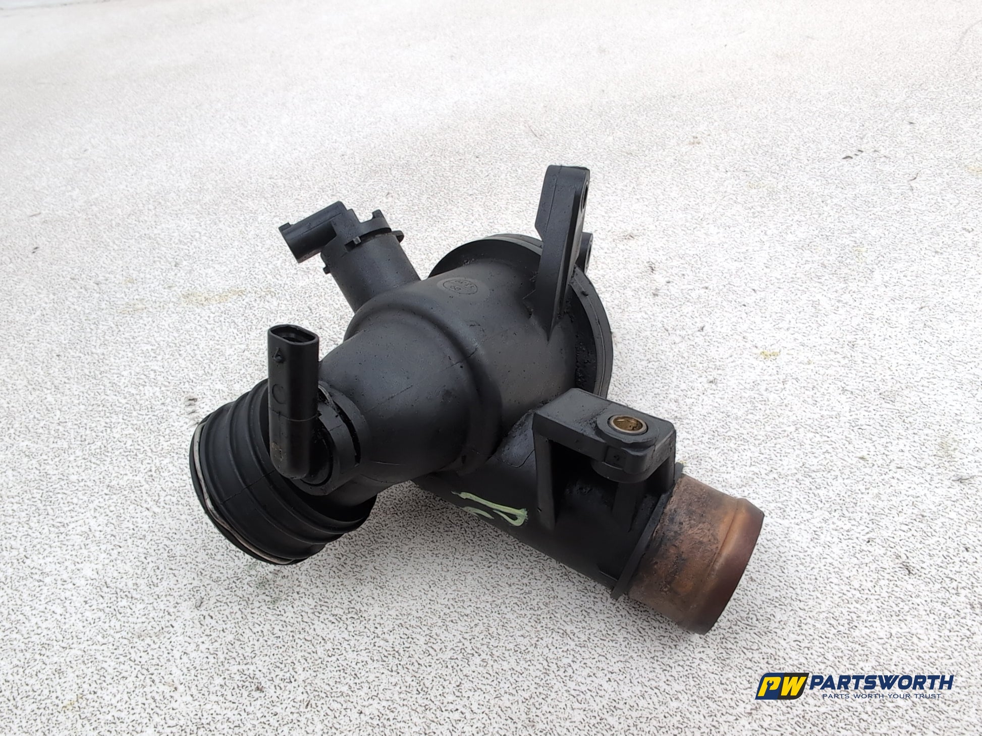 Mercedes-Benz E220 E-Class W212 Thermostat Housing A6512000615 2009-2016 - photo 4