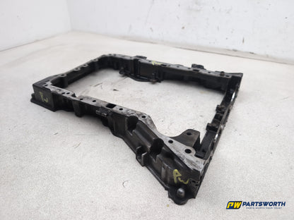 Mercedes-Benz E220 E-Class W212 Engine Oil Pan Upper A6510140202 2009-2016 - photo 4