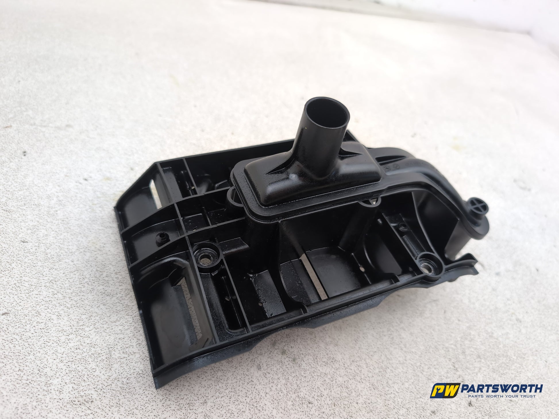 Mercedes-Benz E220 E-Class W212 Engine Sump Oil Strainer Pickup A6511800051 - photo 4