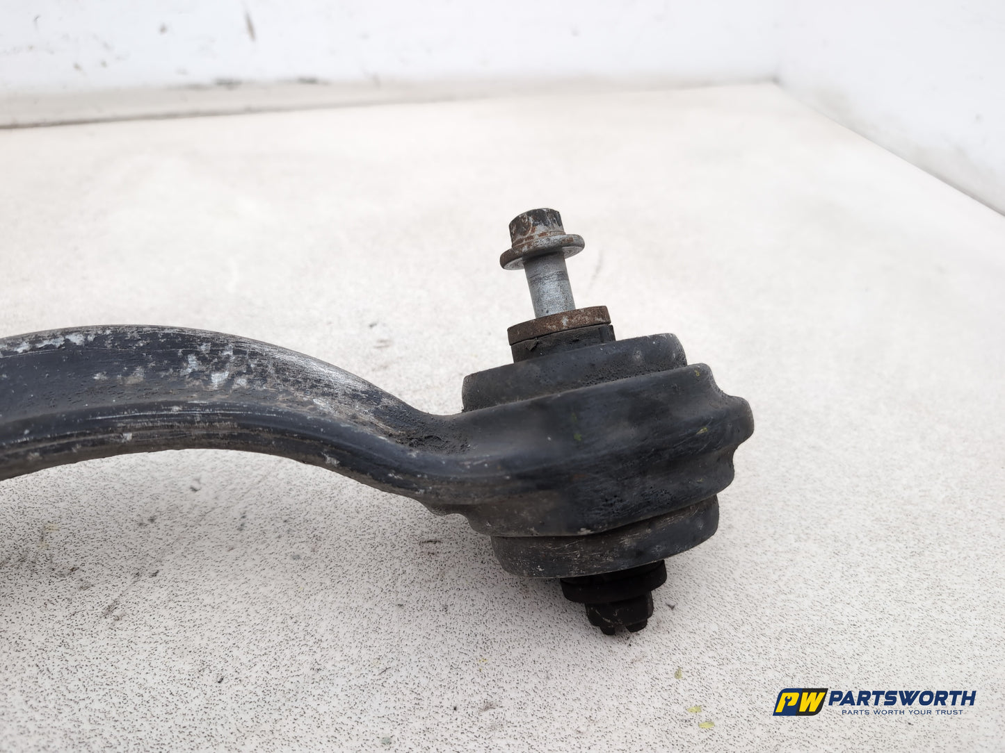 Mercedes-Benz E220 E-Class W212 Lower Arm Wishbone Front Left Side 2009-2013 - photo 4