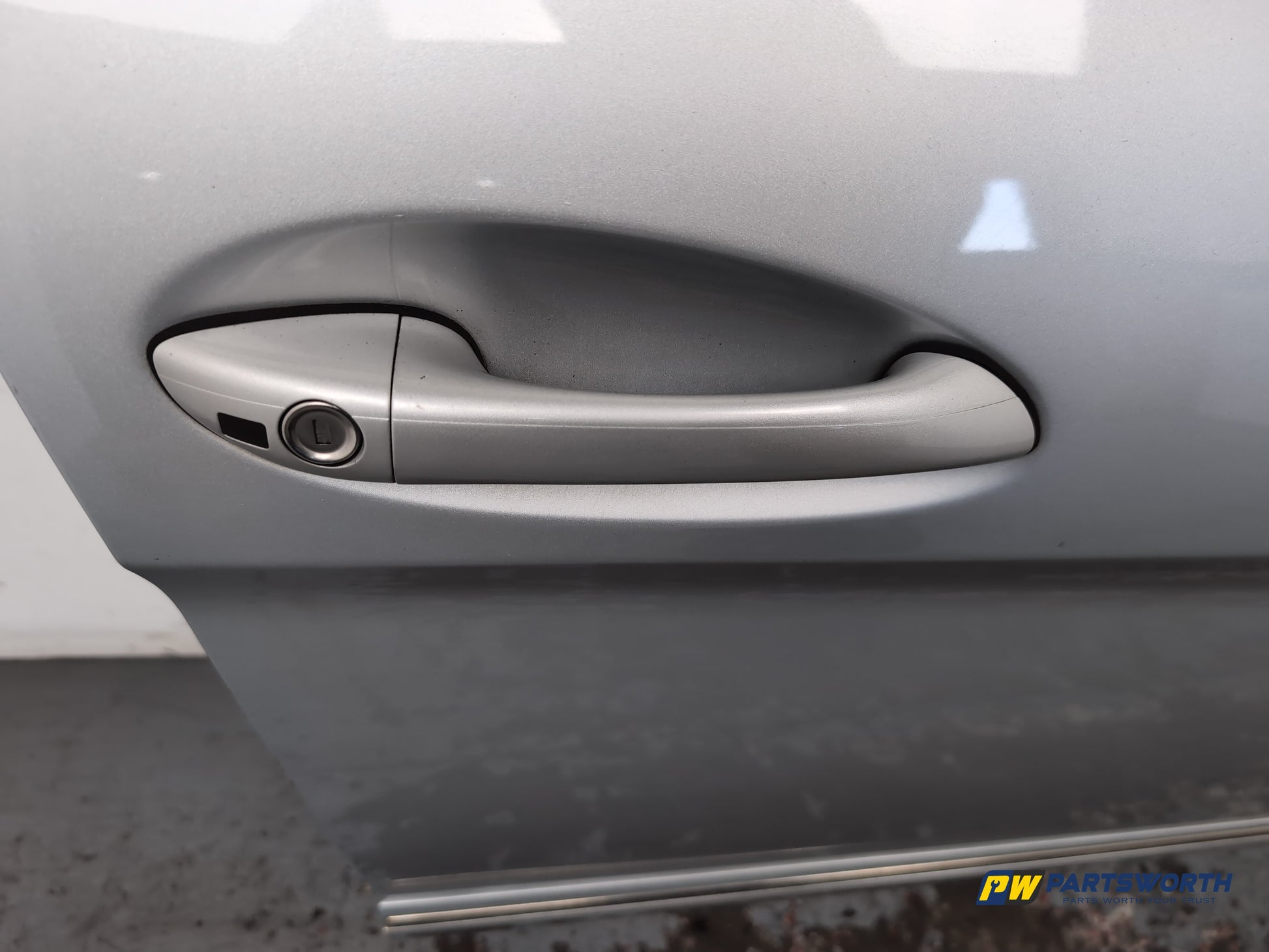 Door Front RH 4