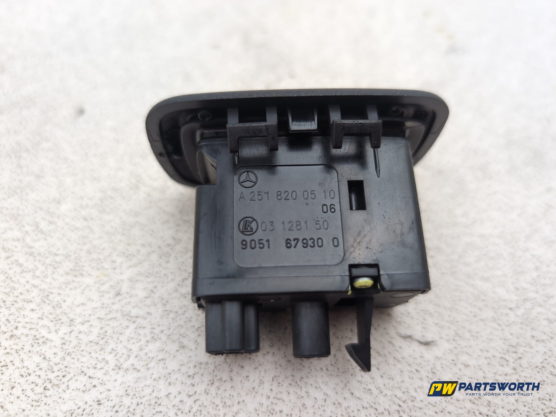 Mercedes-Benz B200 B-Class W245 Rear Left Electric Window Switch A2518200510 - photo 4