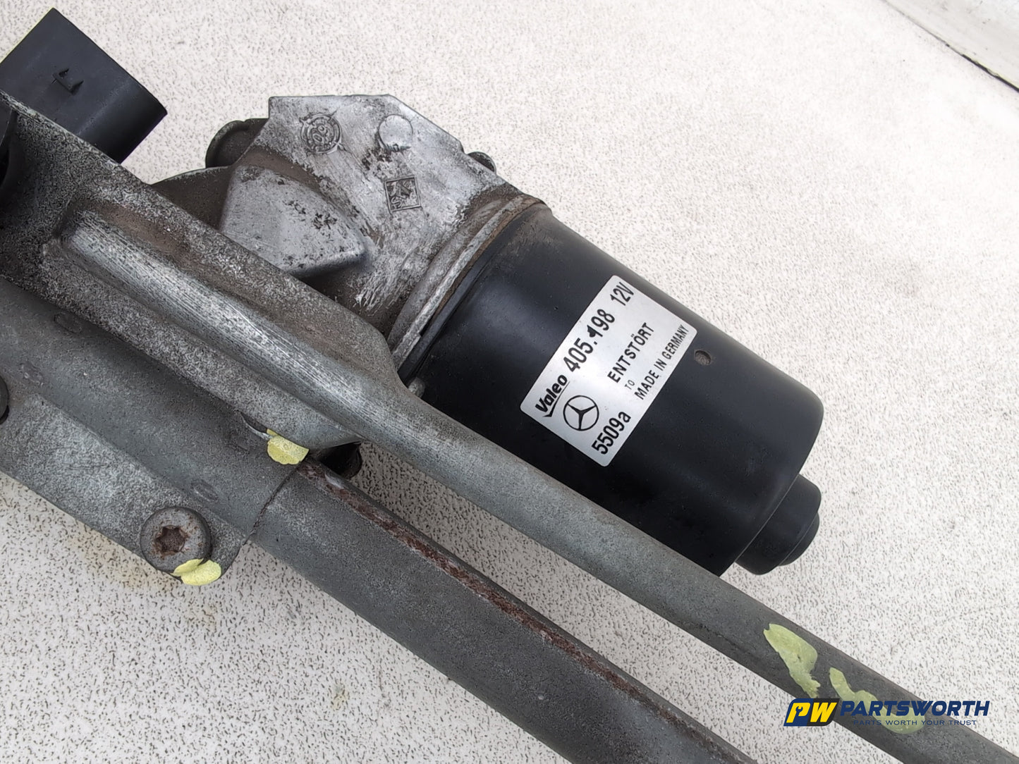 Mercedes-Benz B200 B-Class W245 Front Wiper Motor A1698201840 2005-2011 - photo 4