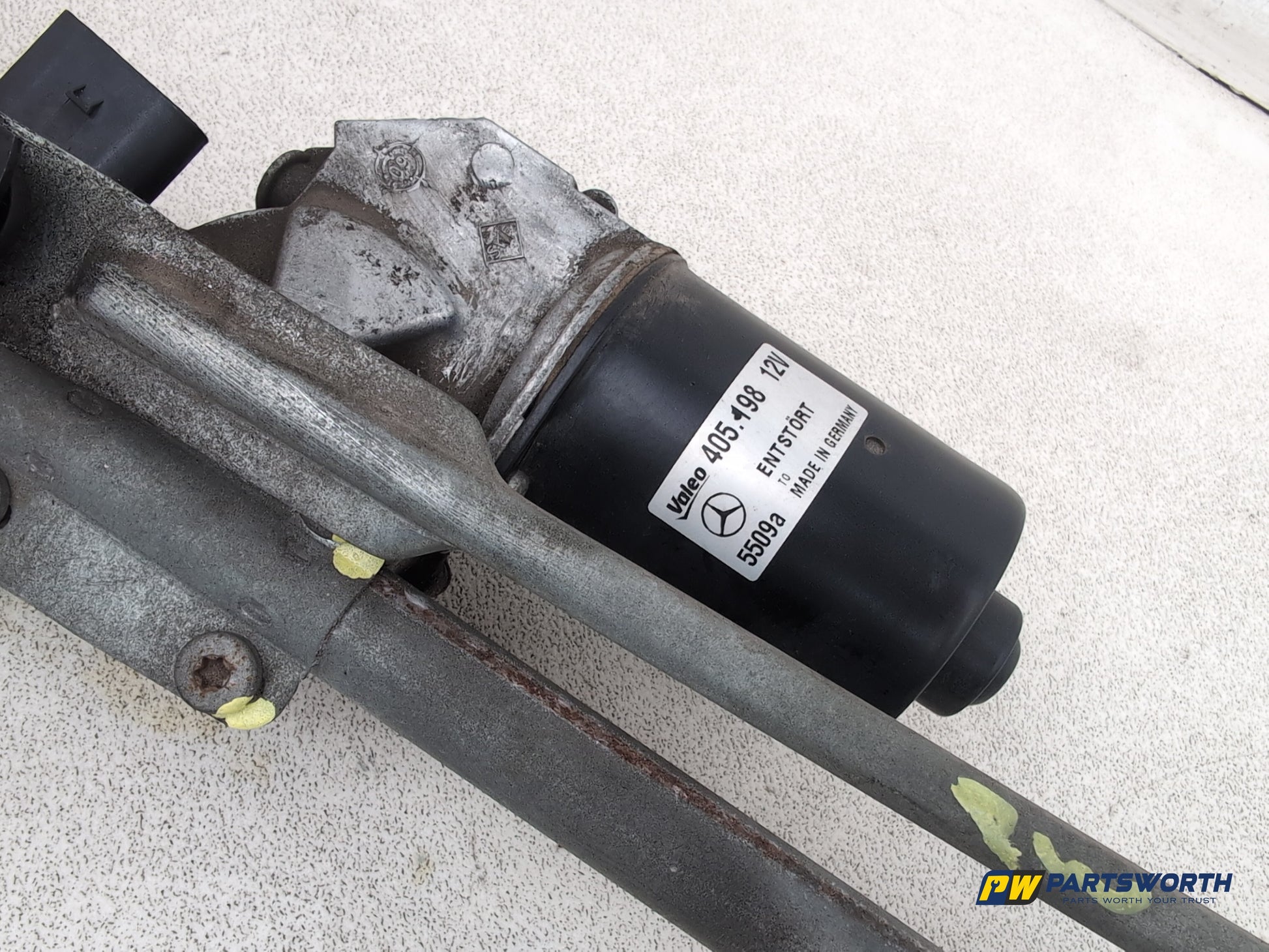 Mercedes-Benz B200 B-Class W245 Front Wiper Motor A1698201840 2005-2011 - photo 4
