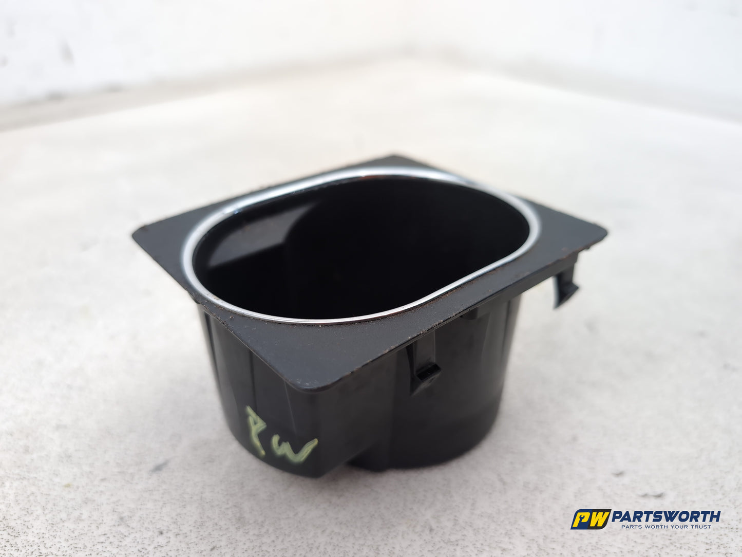 Mercedes-Benz B200 B-Class W245 Centre Console Cup Holder A1698130214 2005-2011 - photo 4