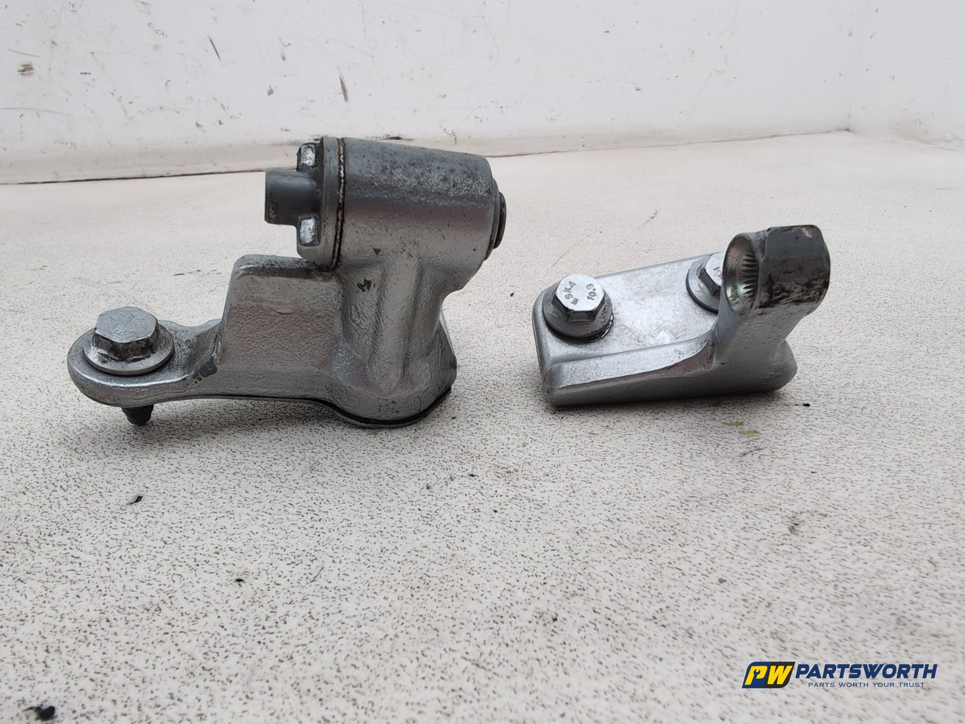 Mercedes-Benz B200 B-Class W245 Door Back Hinge Lh Passenger Side 2005-2011 - photo 4