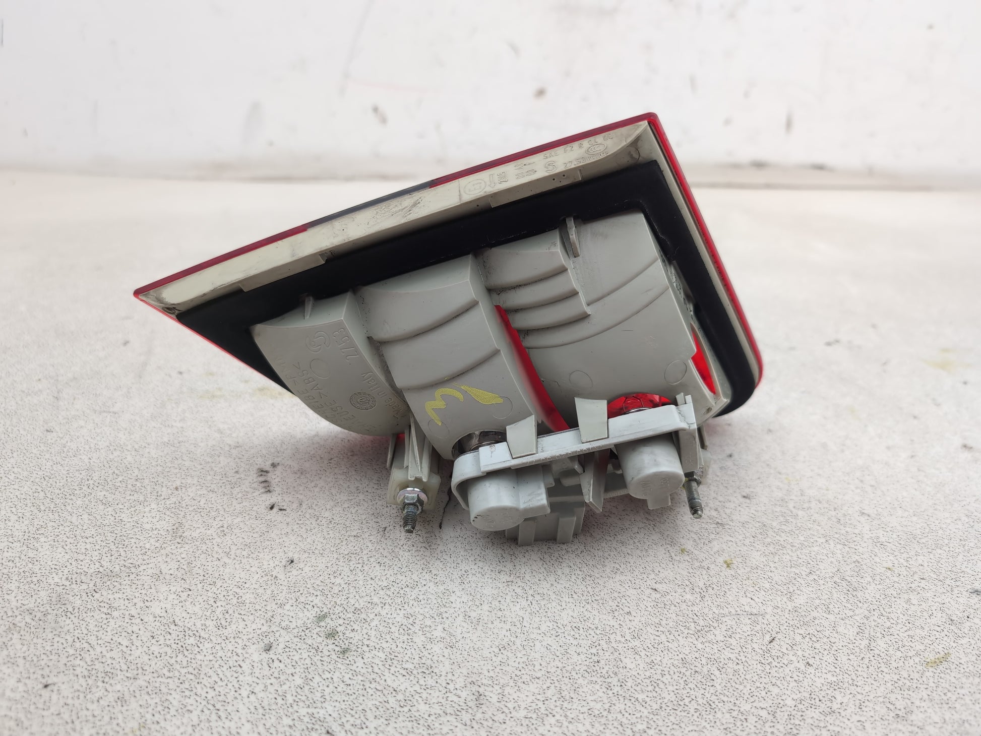 Mercedes-Benz B200 B-Class W245 Lamp Assembly Rear Inner Lh Passenger Side - photo 4