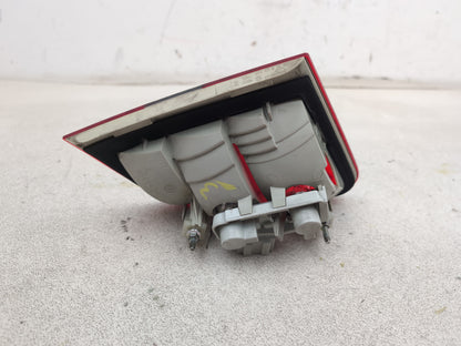Mercedes-Benz B200 B-Class W245 Lamp Assembly Rear Inner Lh Passenger Side - photo 4