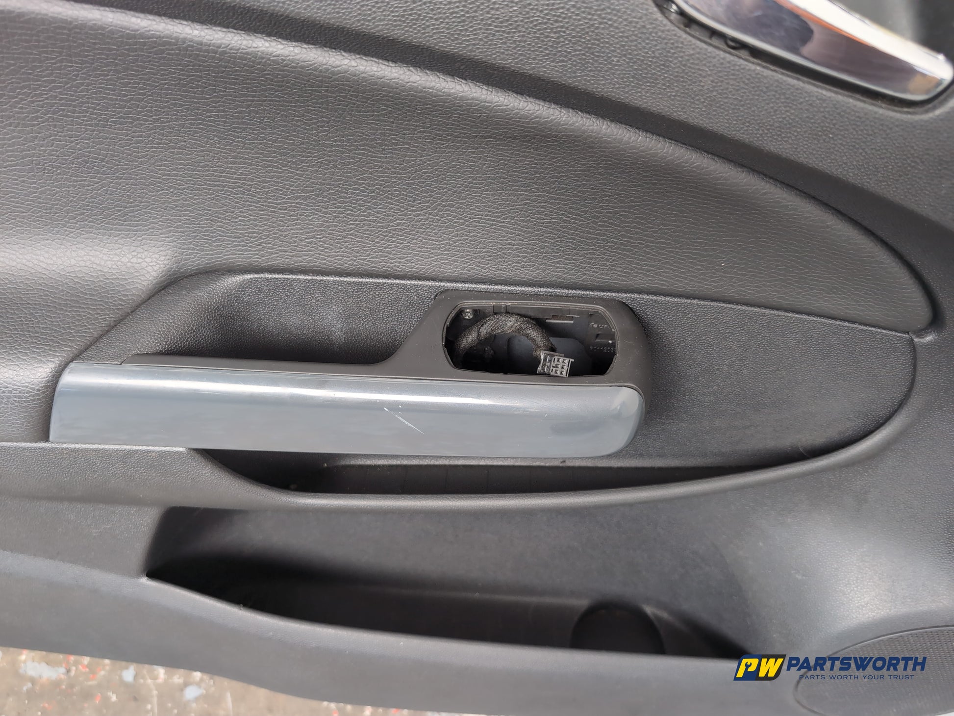 Door Front LH 10