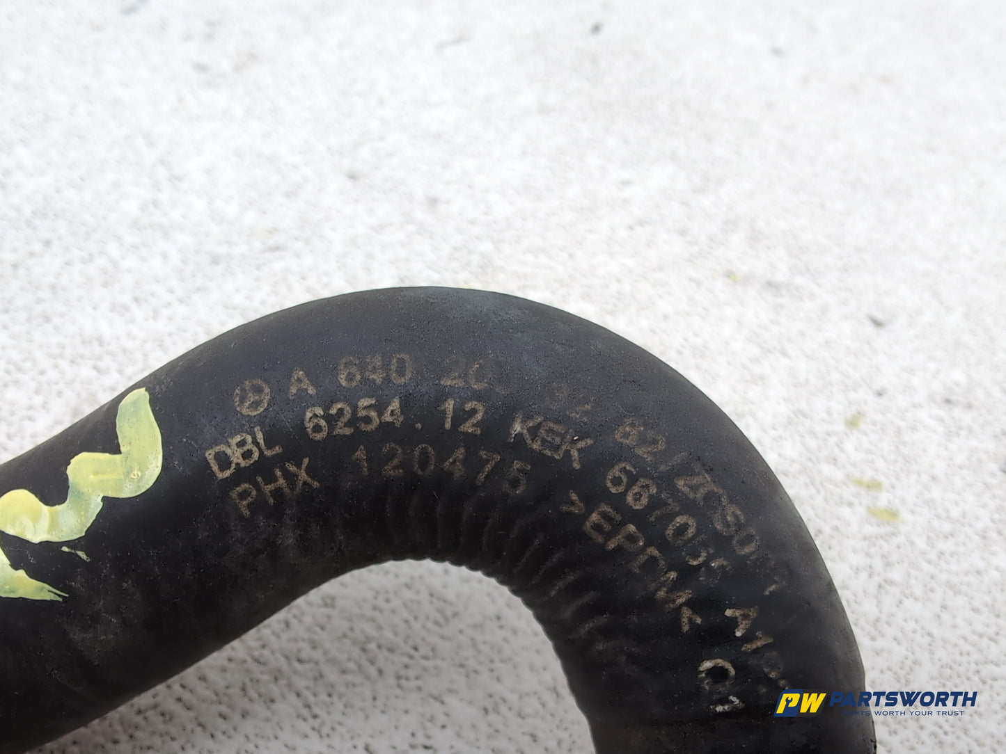 Mercedes-Benz B200 B-Class W245 2.0l Diesel Coolant Hose Pipe A6402033282 - photo 4