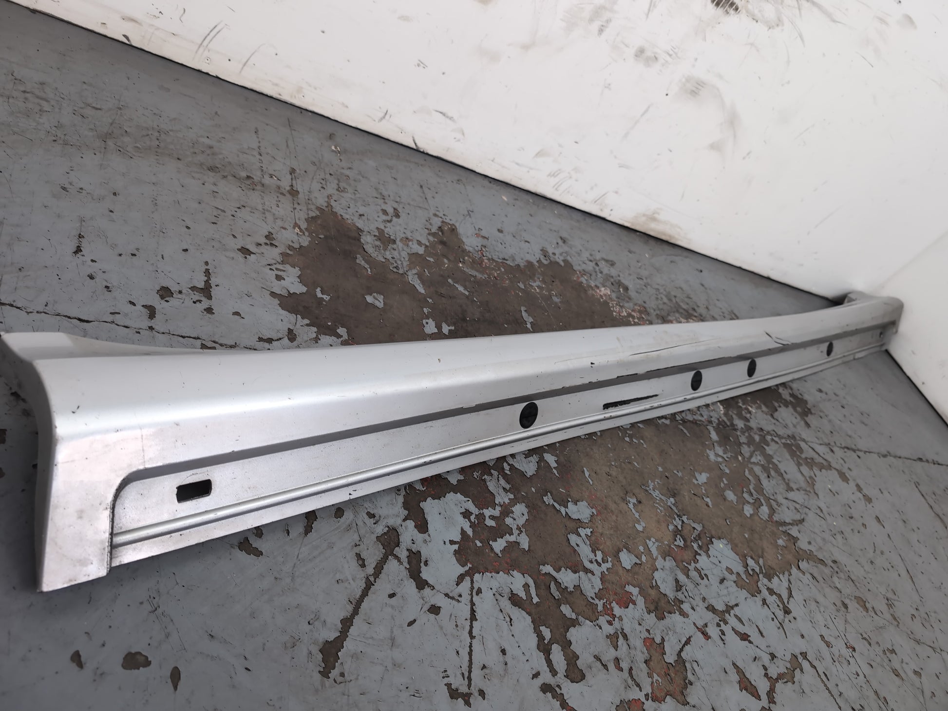 Mercedes-Benz B200 Sport B-Class W245 Mpv Side Skirt Lh Passenger Side Silver - photo 4