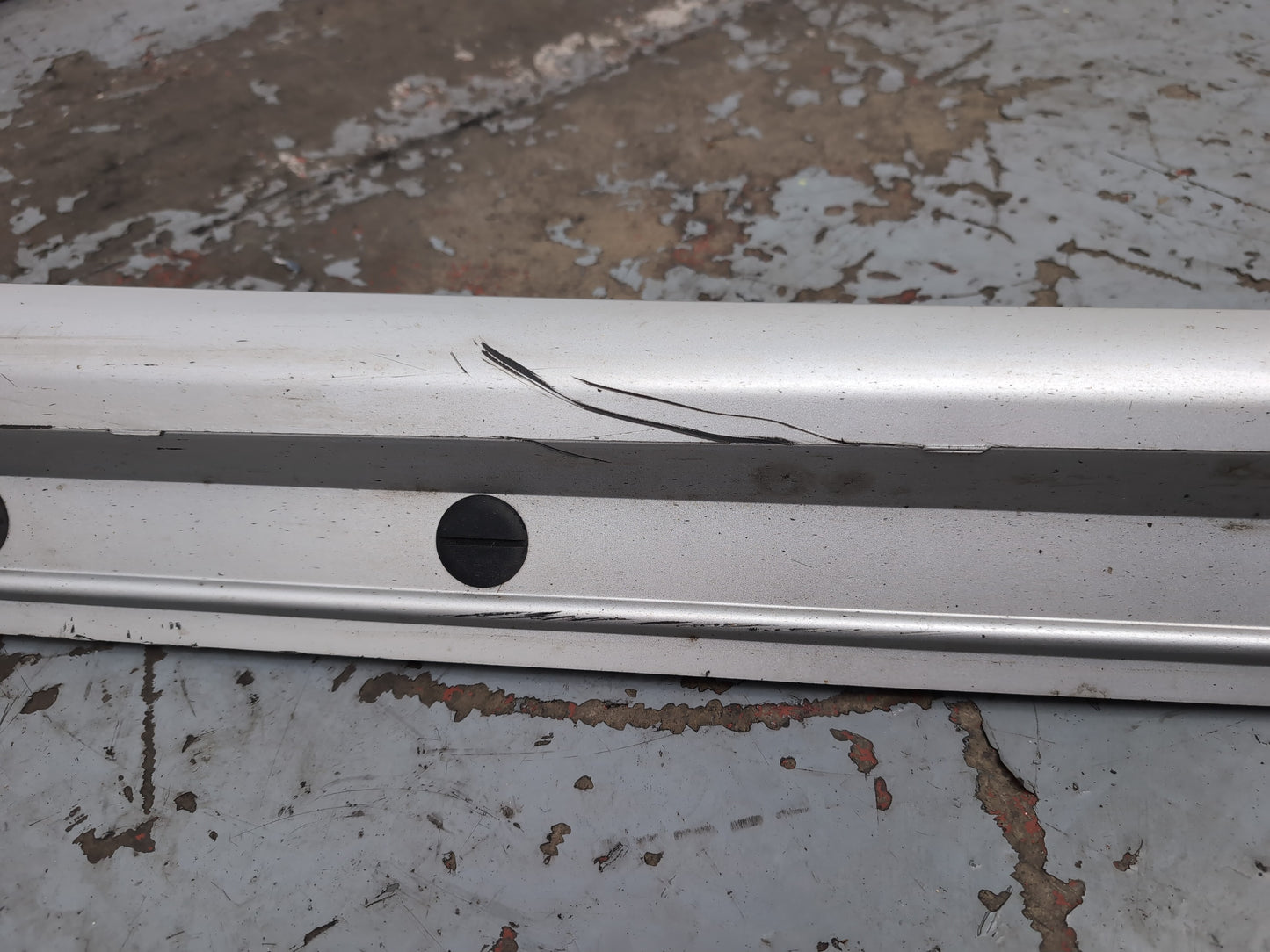 Mercedes-Benz B200 Sport B-Class W245 Mpv Side Skirt Lh Passenger Side Silver - photo 10