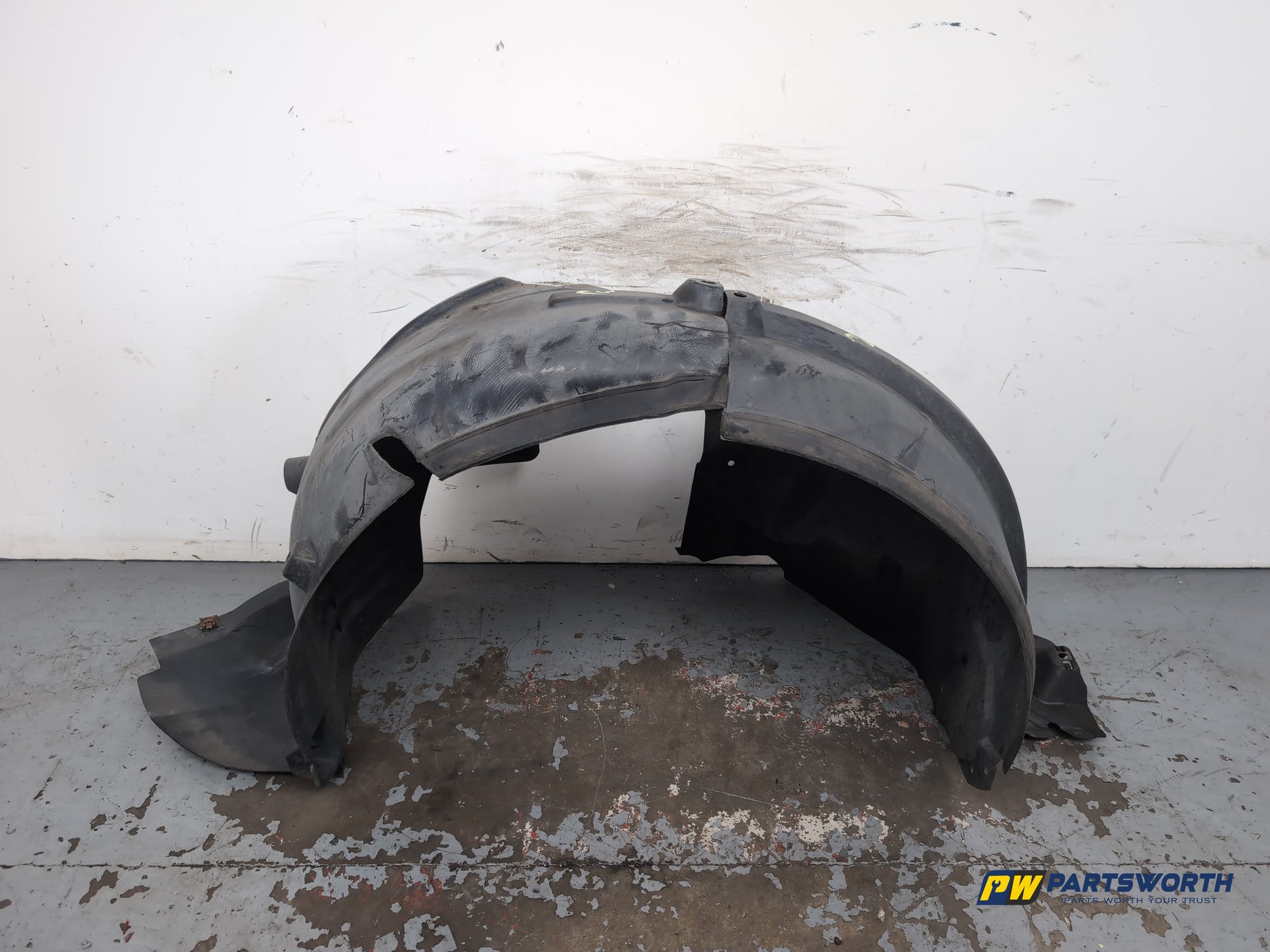 Mercedes E-Class W212 Moulding Wheel Arch Front Lh Passenger Side A2126903030 - photo 4