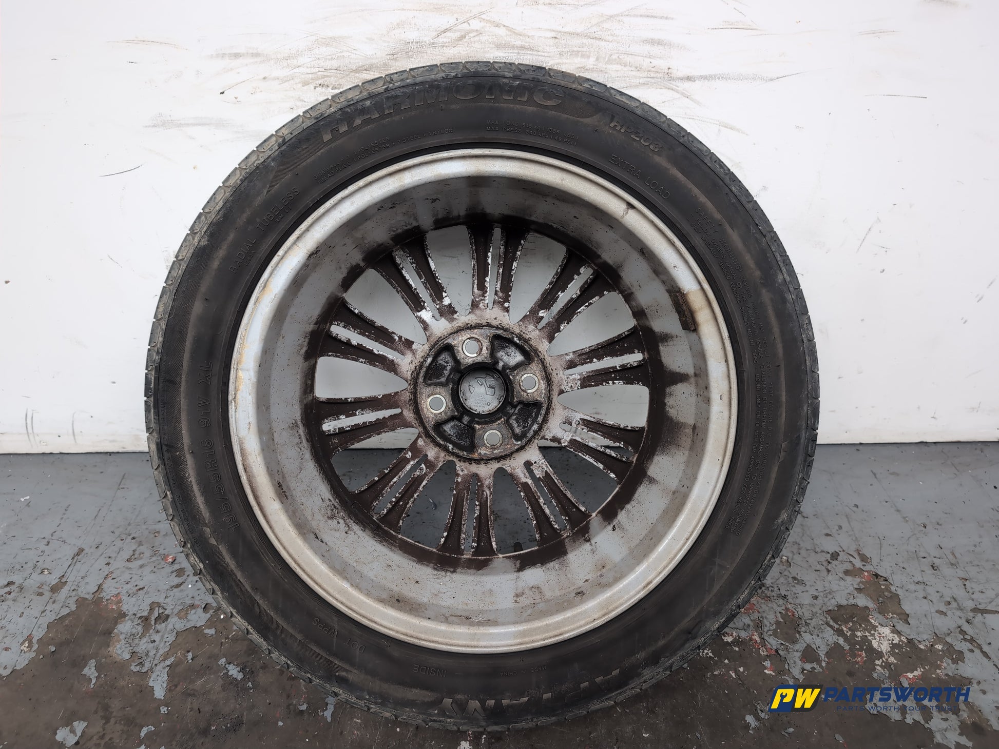 Vauxhall Corsa Se Alloy Wheel With Tyre 195/55 R16 13298019 - photo 10